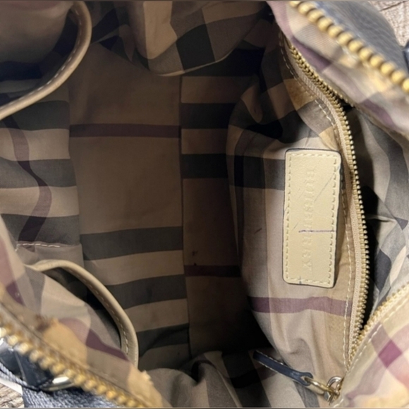 Authentic Burberry Black Leather Handbag/Crossbody/Satchel - Picture 7 of 16